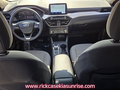 Used 2020 Ford Escape SE image 13