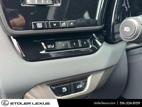 Used 2024 Lexus RX 350 F Sport w/ Convenience Package AWD/4WD image 24