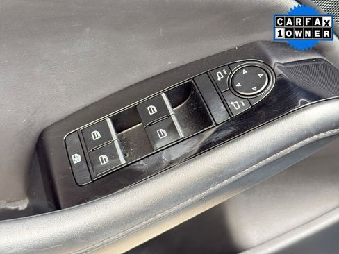 Used 2025 MAZDA MAZDA3 s FWD image 21