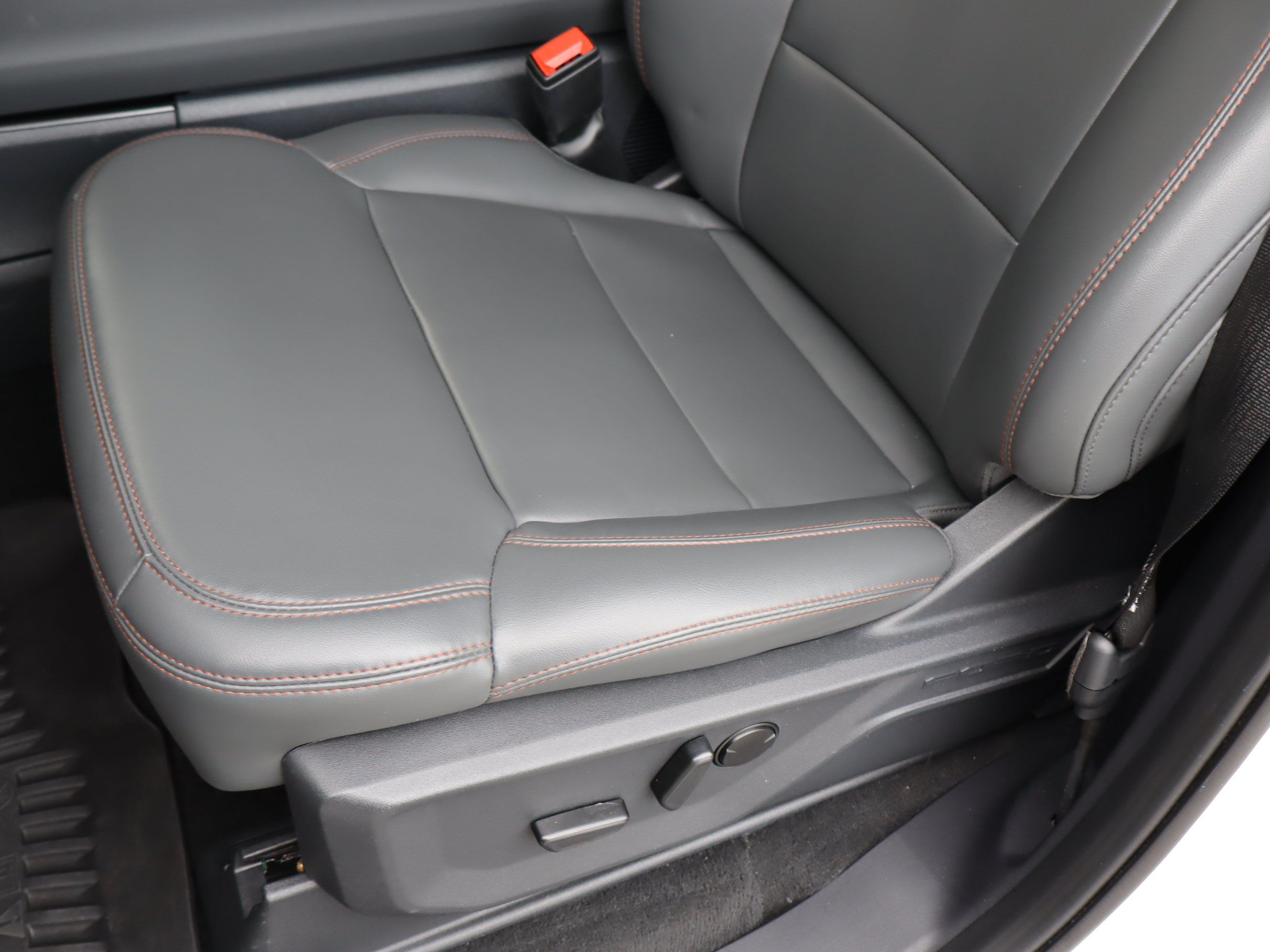 Used 2025 Ford Expedition Active RWD image 20
