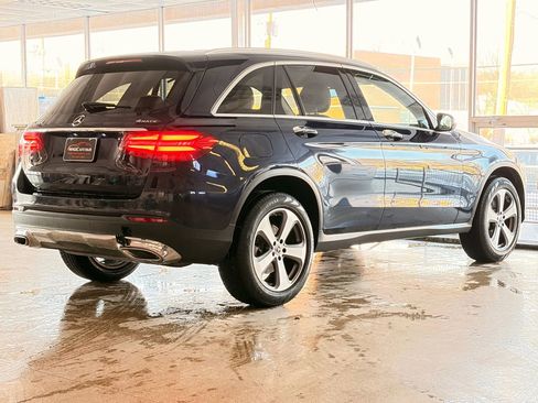 Used 2019 Mercedes-Benz GLC 300 4MATIC image 7