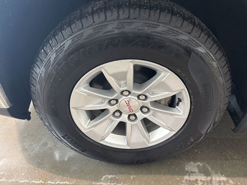 Certified 2022 GMC Sierra 1500 Pro w/ Pro Value Package image 10