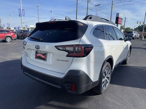 Used 2021 Subaru Outback Premium AWD/4WD image 5