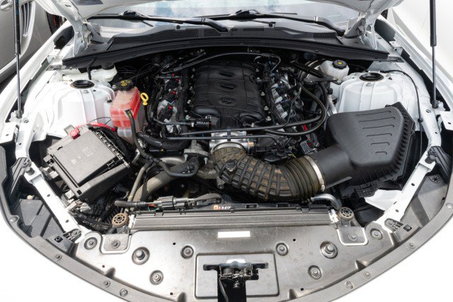 Used 2022 Chevrolet Camaro LT RWD image 41