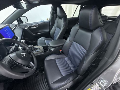 Used 2024 Toyota RAV4 XSE w/ Weather Package AWD/4WD image 18