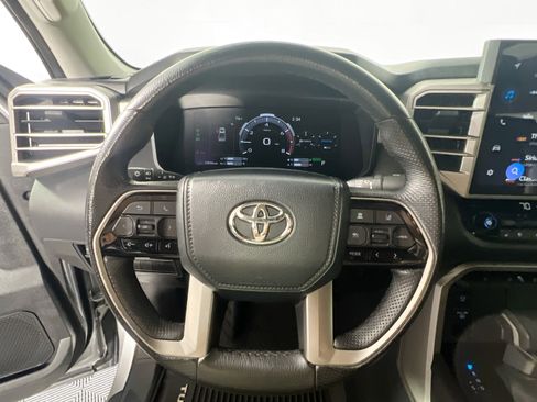 Used 2024 Toyota Tundra Limited AWD/4WD image 17