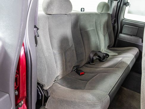 Used 2005 Chevrolet Silverado 3500 LS w/ Heavy-Duty Power Package RWD image 36