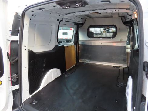 Used 2015 Ford Transit Connect XL image 17