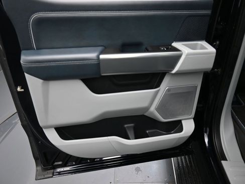 Used 2021 Ford F150 Limited image 13