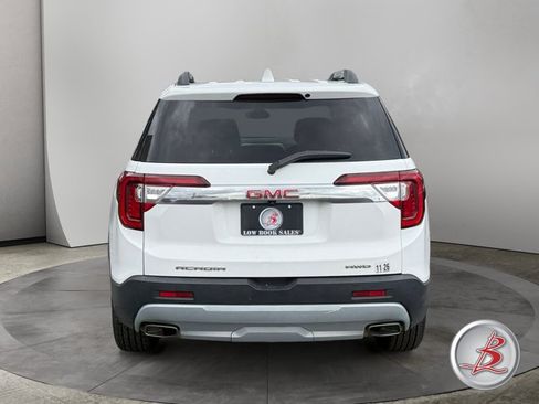 Used 2023 GMC Acadia SLT AWD/4WD image 6