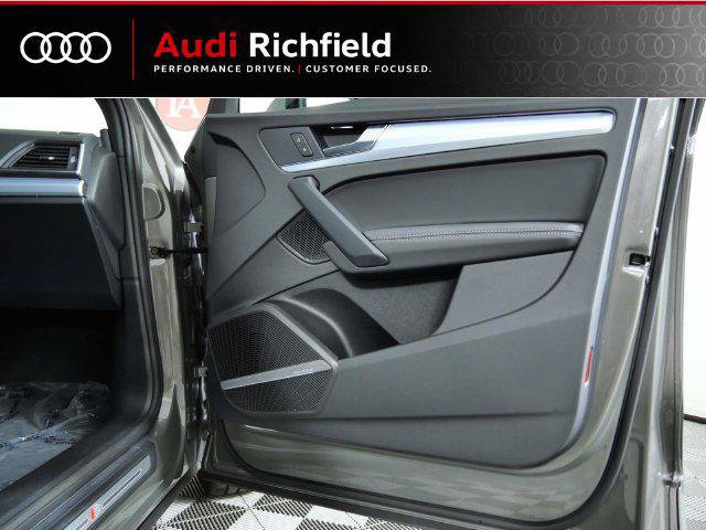 Used 2025 Audi Q5 2.0T Premium Plus AWD/4WD image 27
