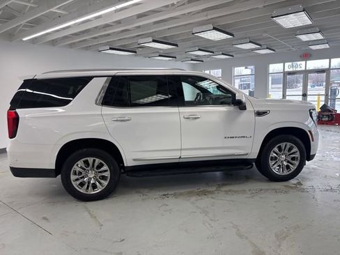 Used 2025 GMC Yukon Denali image 14