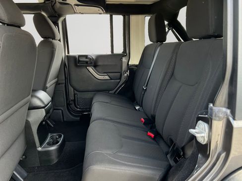 Used 2016 Jeep Wrangler Unlimited Sport w/ Quick Order Package 24S image 11