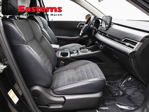 Used 2024 Mitsubishi Outlander SE AWD/4WD image 24