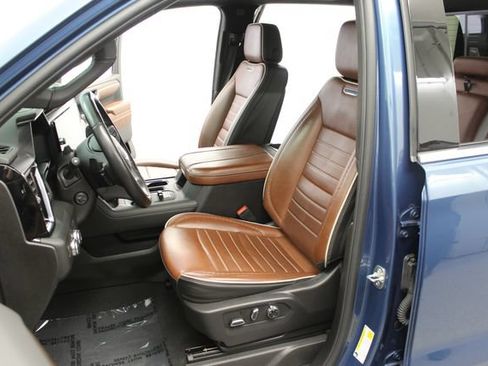 Used 2025 GMC Sierra 1500 Denali Ultimate AWD/4WD image 14