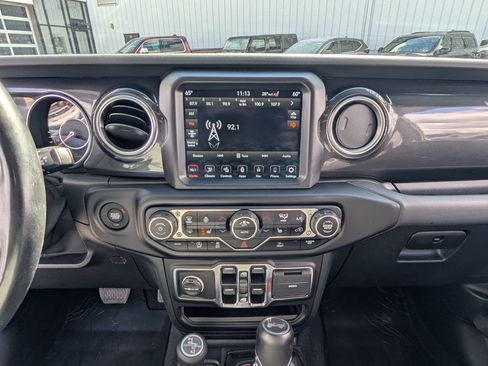 Used 2021 Jeep Wrangler Unlimited Sahara image 17