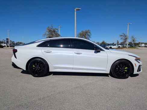 Certified 2026 Kia K5 GT w/ GT1 Package image 4