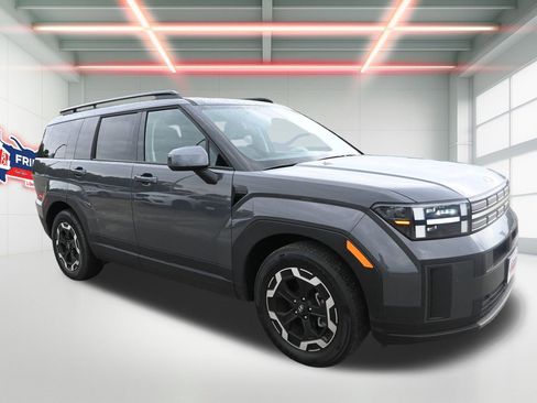 Used 2026 Hyundai Santa Fe SEL FWD image 4