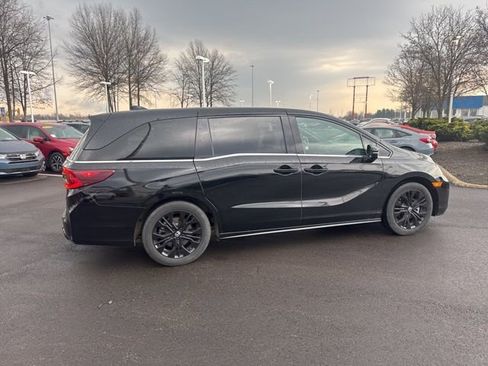 Used 2025 Honda Odyssey Sport-L image 11