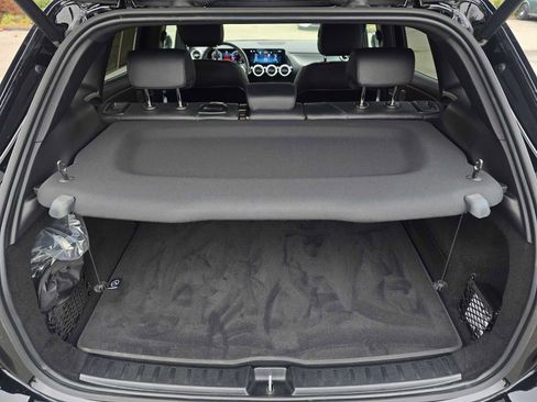 Used 2025 Mercedes-Benz GLA 250 image 16