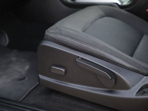 Used 2017 Chevrolet Colorado LT w/ LT Convenience Package image 20