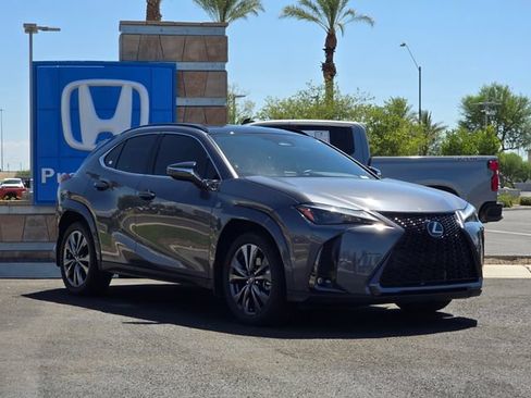 Used 2025 Lexus UX 300h FWD w/ Accessory Package (Z2) image 3