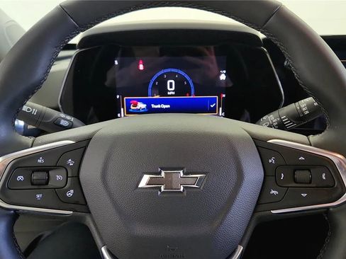 Used 2025 Chevrolet Trax ACTIV w/ Driver Confidence Package FWD image 26