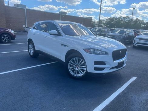 Used 2019 Jaguar F-PACE Prestige AWD/4WD image 2