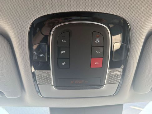 Used 2025 Hyundai Palisade SEL AWD/4WD image 40