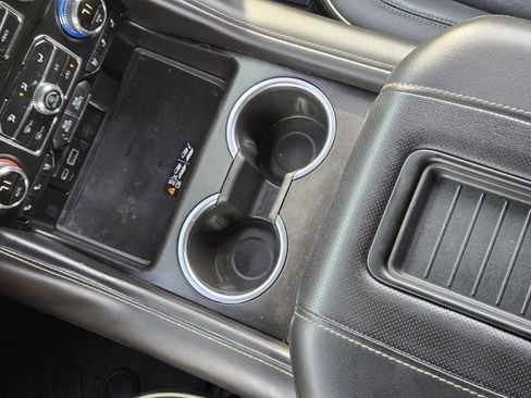 Used 2021 GMC Yukon SLT w/ SLT Premium Package RWD image 20