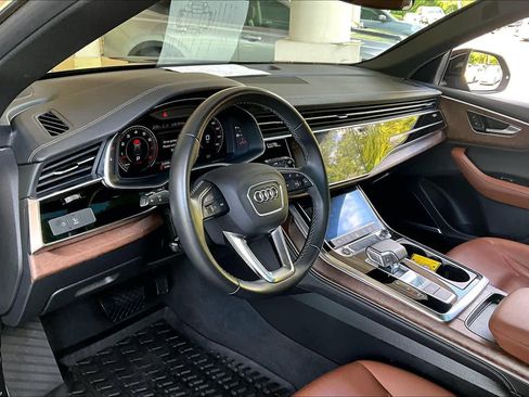 Used 2024 Audi Q8 Premium Plus w/ Premium Plus Package AWD/4WD image 18