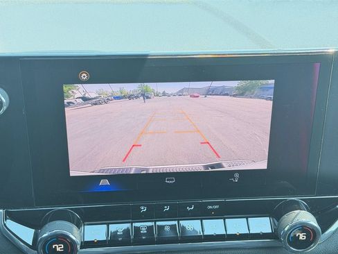 Used 2024 Chevrolet Colorado LT w/ LT Convenience Package AWD/4WD image 19