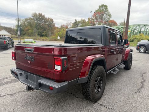 Certified 2021 Jeep Gladiator Sport image 7