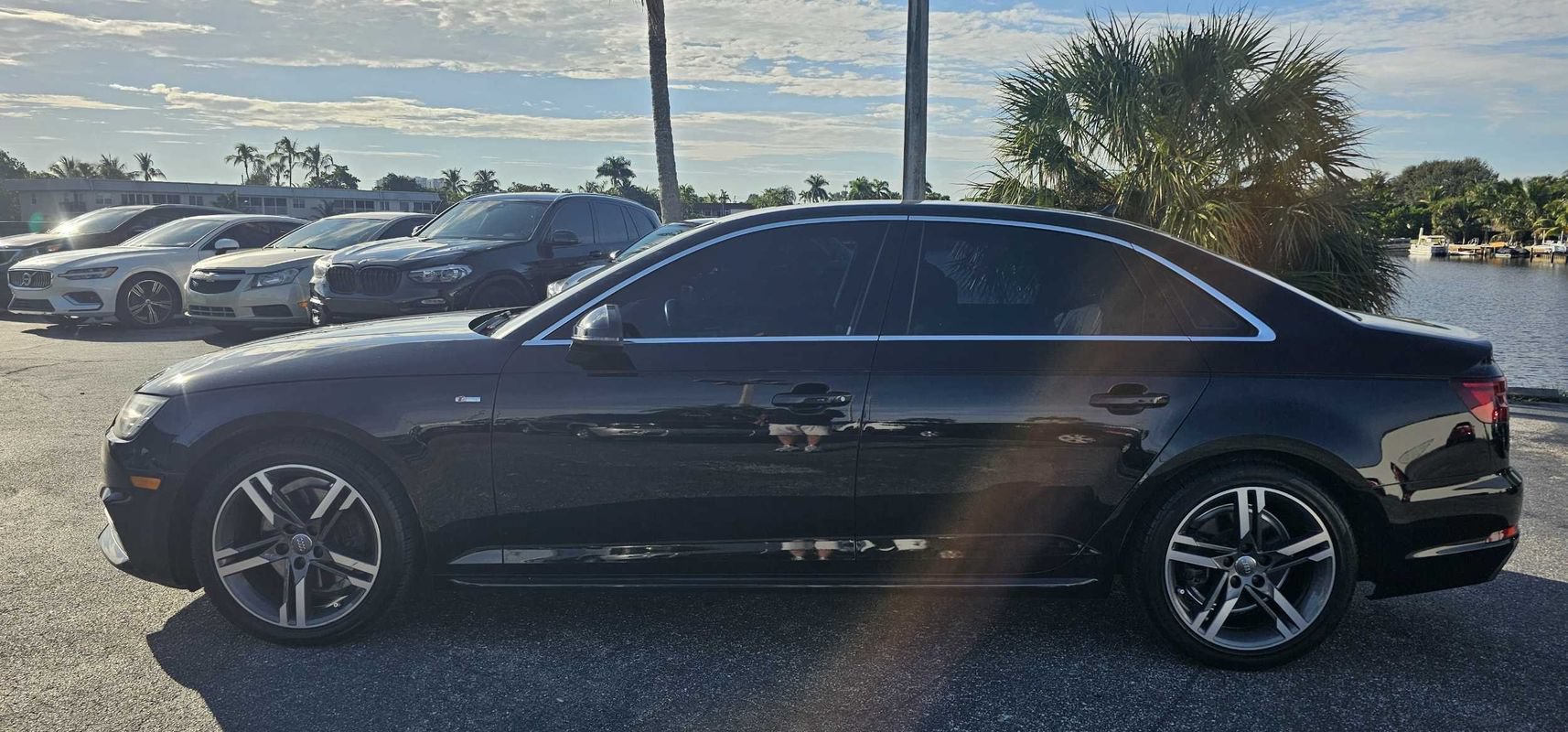 Used 2018 Audi A4 2.0T Ultra Premium Plus FWD image 2