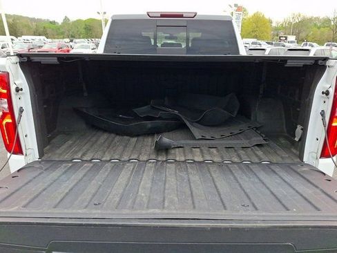 Used 2022 Chevrolet Silverado 1500 LT Trail Boss w/ Convenience Package II image 33