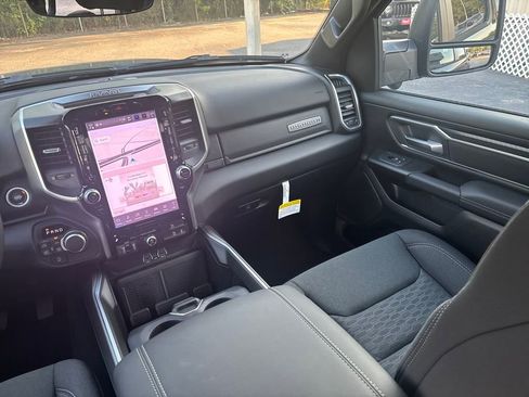 New 2025 RAM 1500 Big Horn image 12