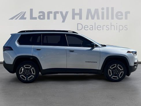 New 2026 Jeep Cherokee Laredo AWD/4WD image 6