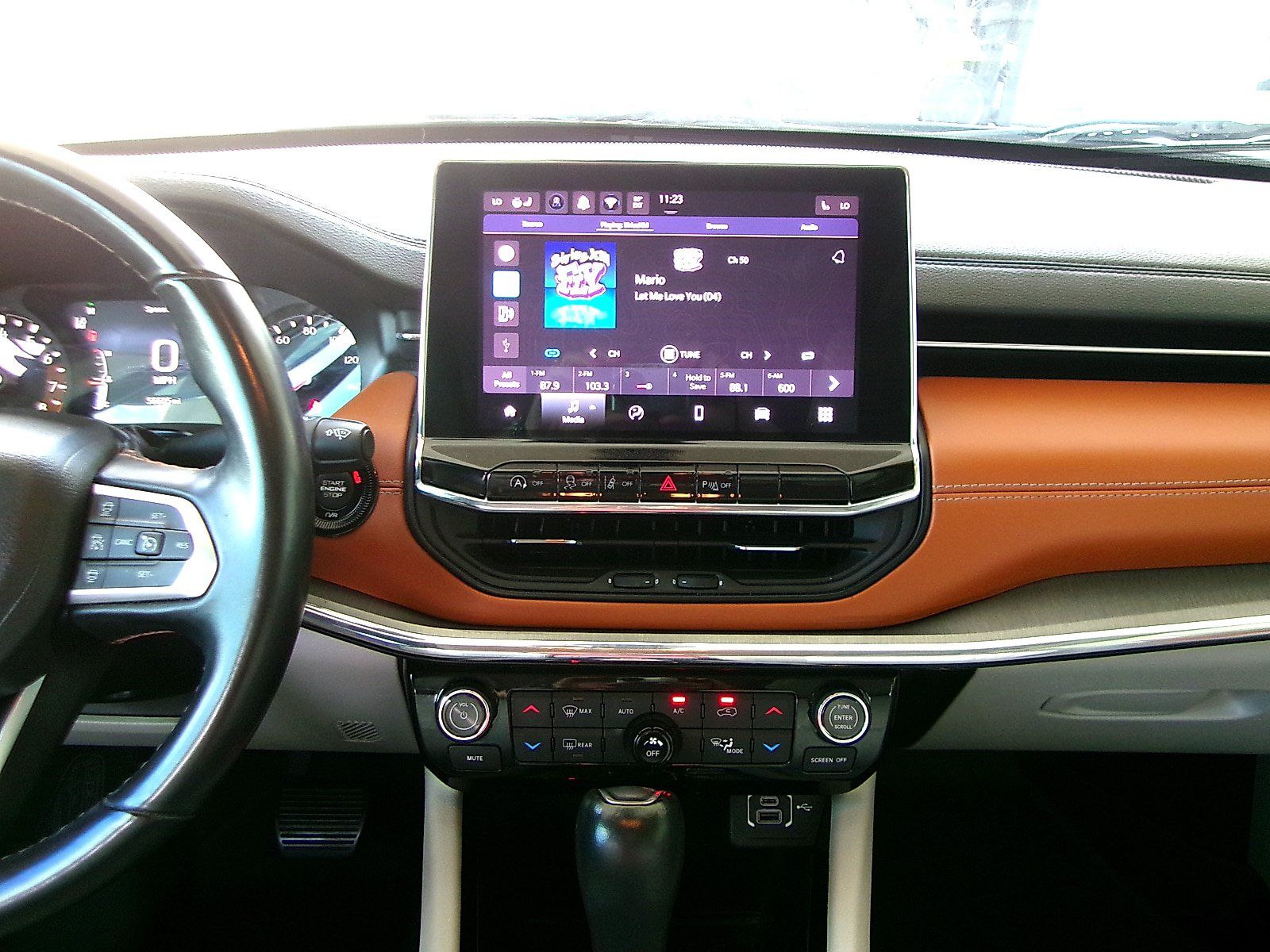 Used 2022 Jeep Compass Limited w/ Sun and Sound Group AWD/4WD image 14