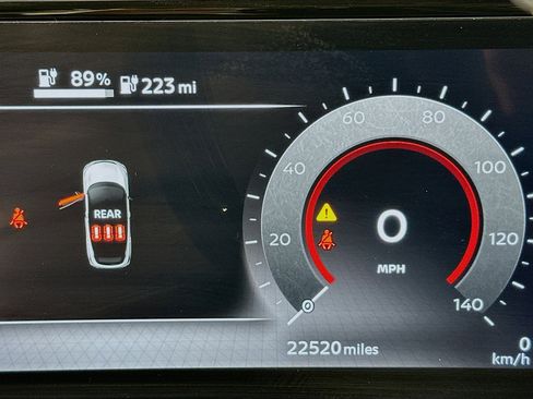 Used 2024 Nissan Ariya AWD image 19