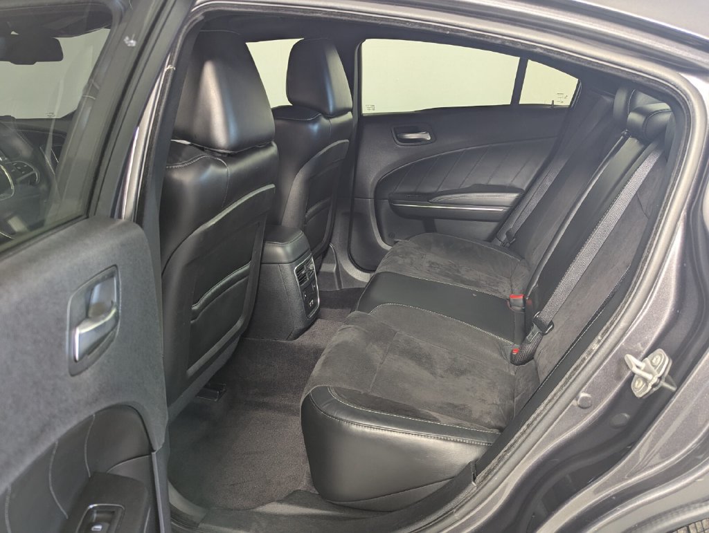 Used 2016 Dodge Charger R/T RWD image 22