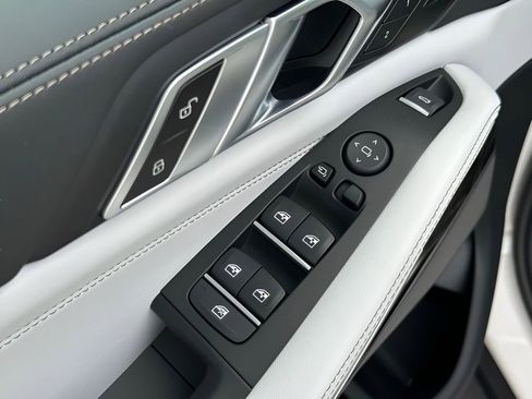 New 2026 BMW X5 xDrive40i AWD/4WD image 14