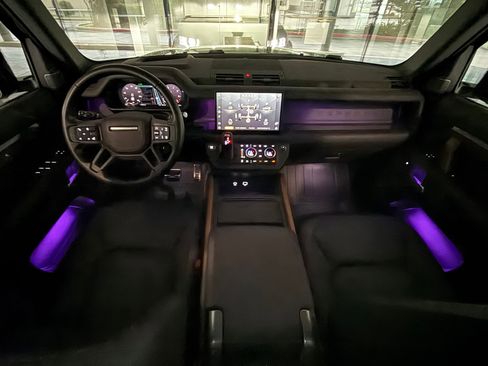 Used 2023 Land Rover Defender 110 X AWD/4WD image 14