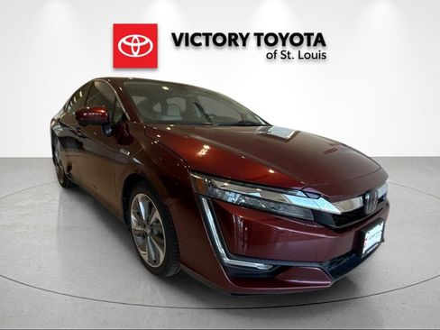 Used 2018 Honda Clarity Touring image 1
