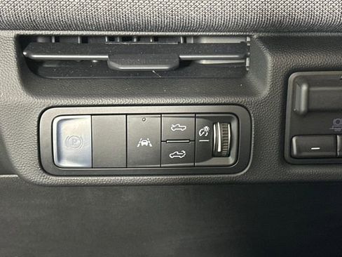 New 2026 GMC Sierra EV Elevation image 19