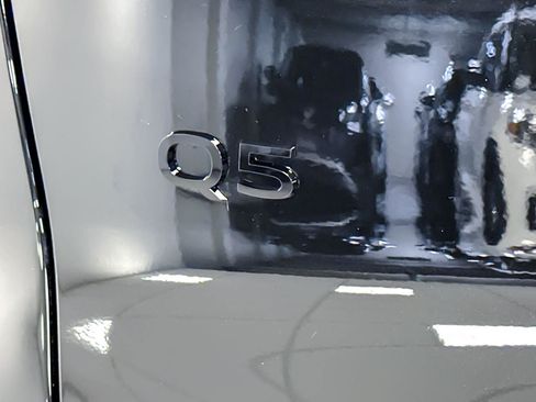 New 2025 Audi Q5 Premium Plus image 26