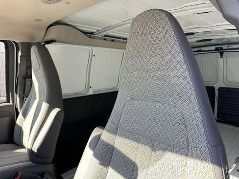 New 2026 GMC Savana 2500 w/ Driver Convenience Package RWD image 20