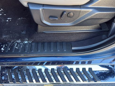 Used 2020 Ford F150 Lariat w/ Equipment Group 502A Luxury image 15