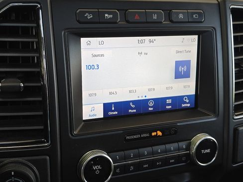 Used 2020 Ford Expedition Limited w/ Equipment Group 302A AWD/4WD image 18