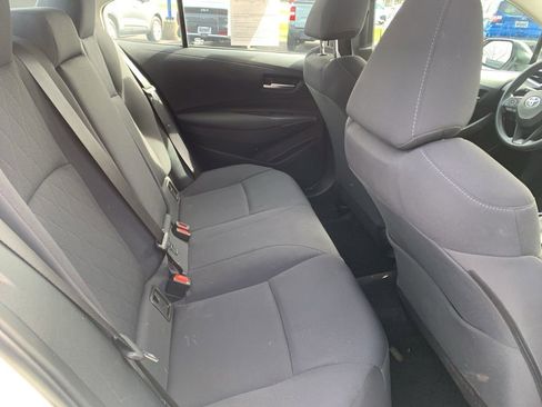Used 2020 Toyota Corolla LE image 12