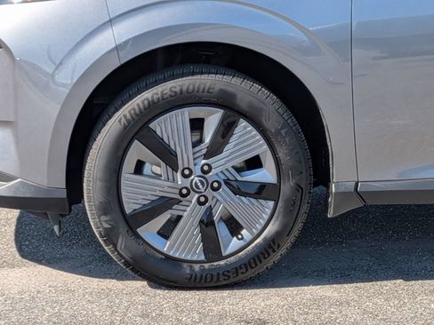 Used 2025 Nissan Murano SL AWD/4WD image 12